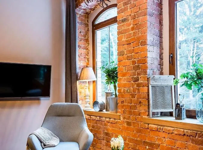 Stacja Huta Διαμέρισμα *