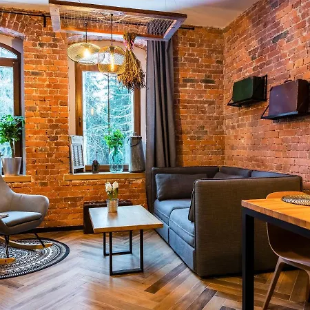 Stacja Huta * 스클라르스카포렘바