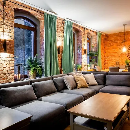 Apartment Stacja Huta *