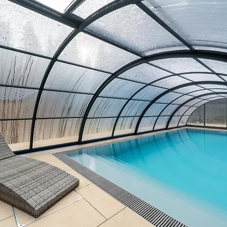 Stacja Huta * 스클라르스카포렘바