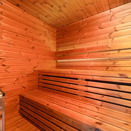 Stacja Huta 아파트